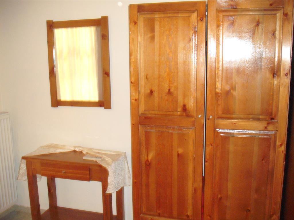 Xenios Loutra Village Karnagio חדר תמונה